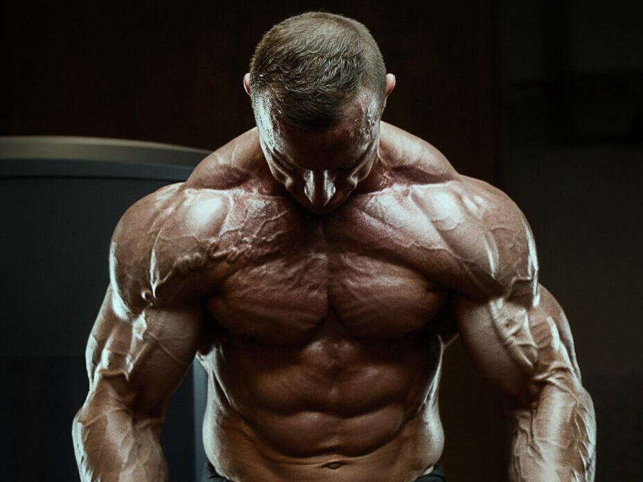 8 Cable Trap Exercises To Sculpt Strong And Defined Traps - Workout Guru