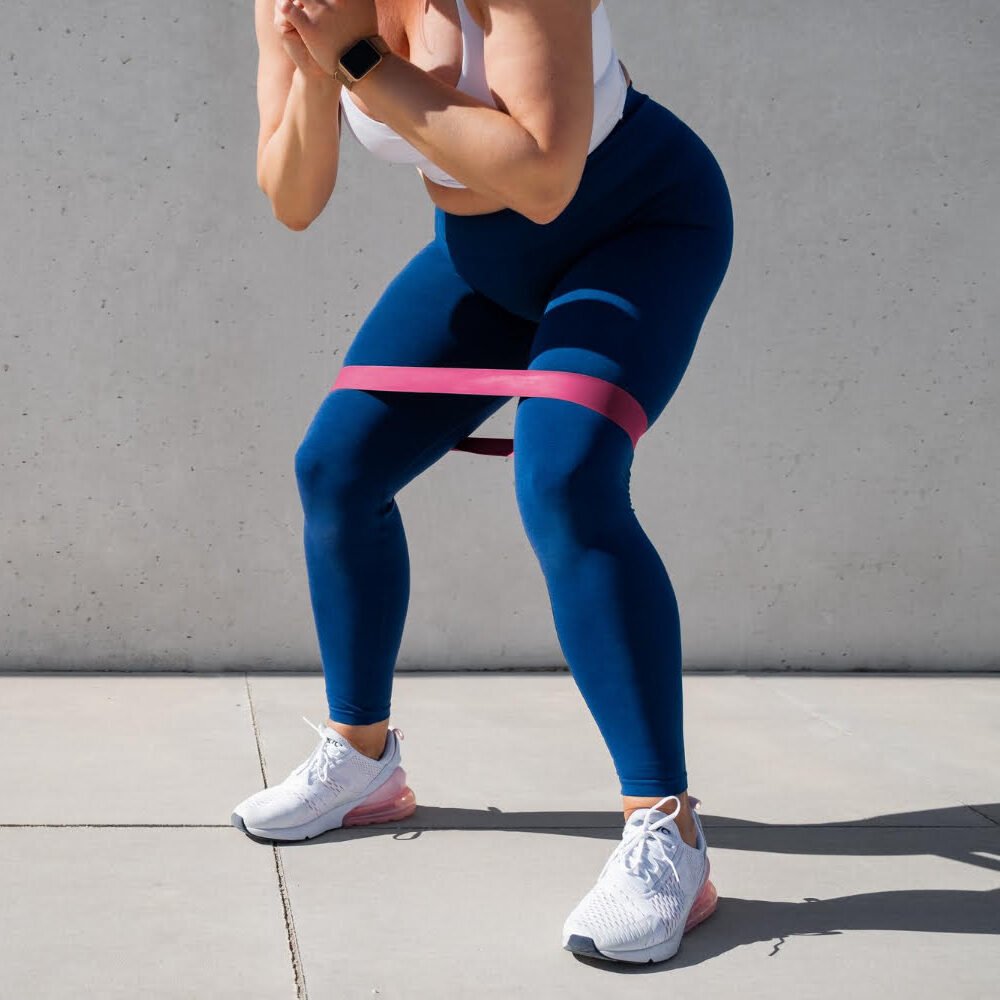 5 Effective Quadricep Exercises With Resistance Bands For Stronger Legs