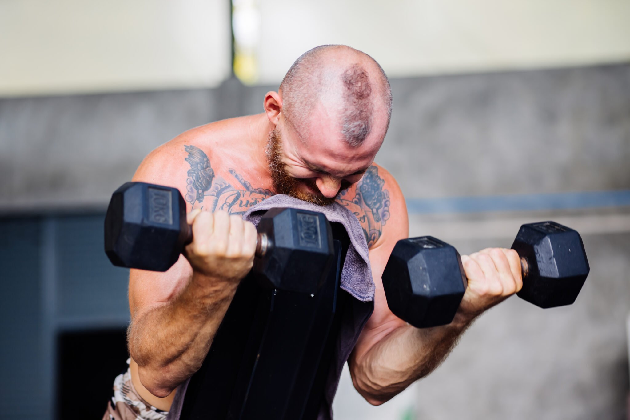 10 Dumbbell Exercises For Forearms You Need To Try Today Workout Guru