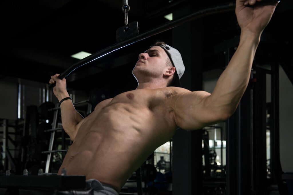 10 Exercises On Lat Pulldown Machine To Maximize Gains